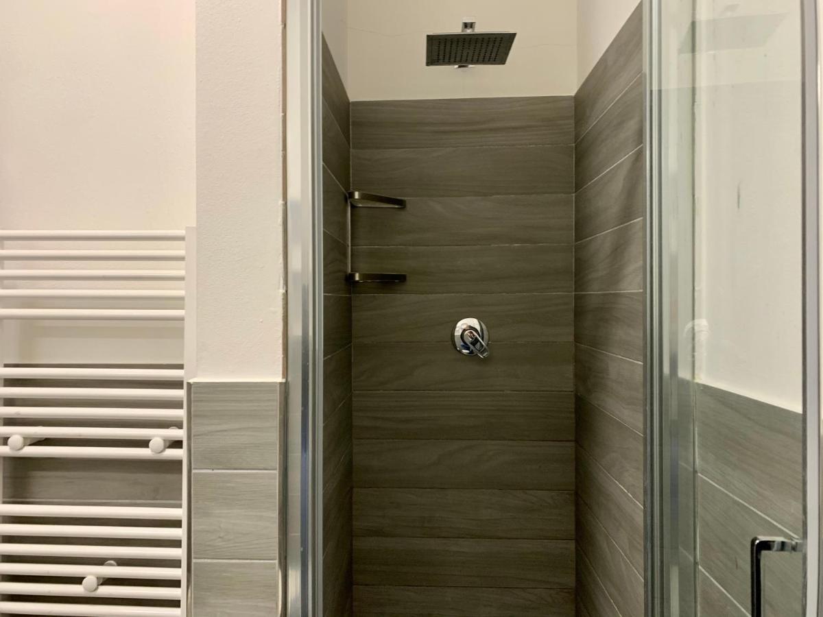 Marilyn Arpa Apartment Σιρμιόνε Εξωτερικό φωτογραφία