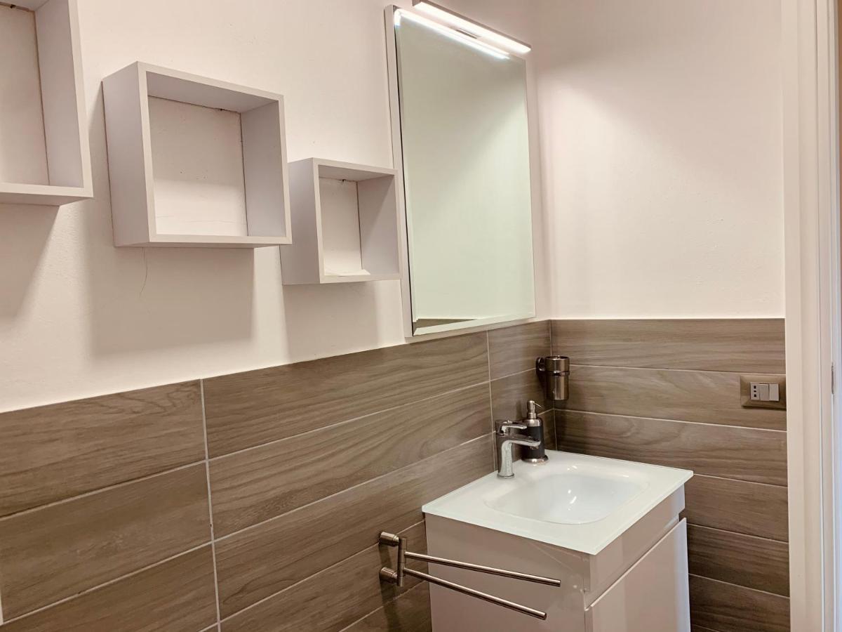 Marilyn Arpa Apartment Σιρμιόνε Εξωτερικό φωτογραφία