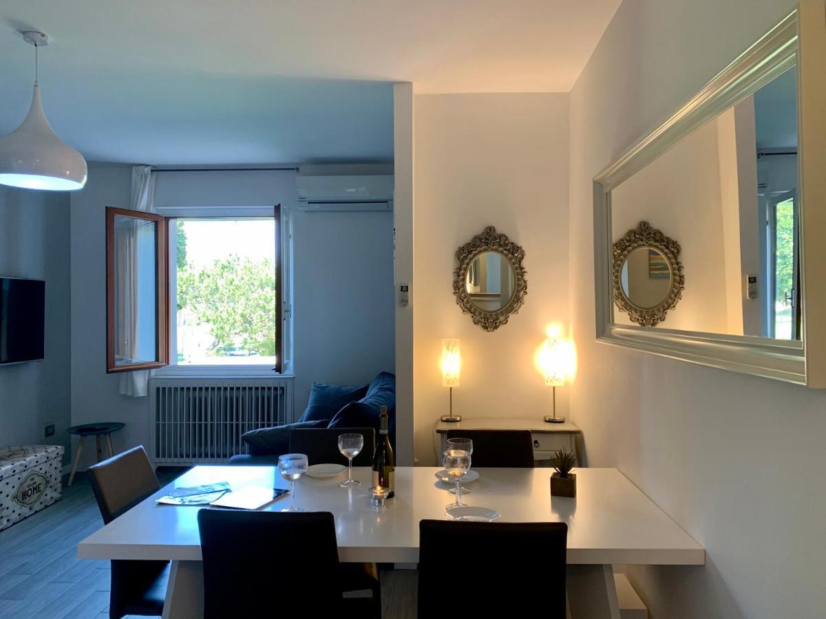 Marilyn Arpa Apartment Σιρμιόνε Εξωτερικό φωτογραφία