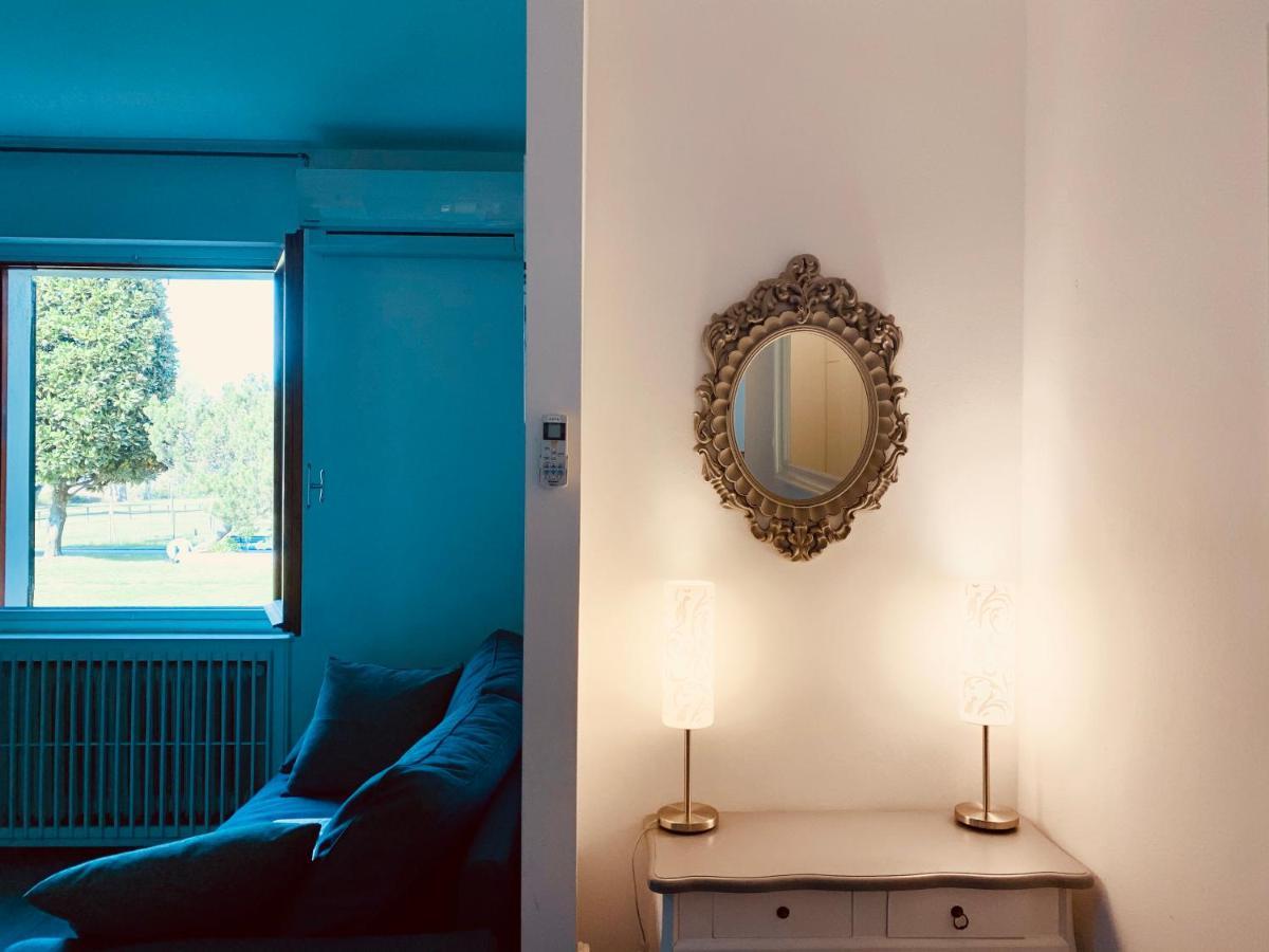 Marilyn Arpa Apartment Σιρμιόνε Εξωτερικό φωτογραφία