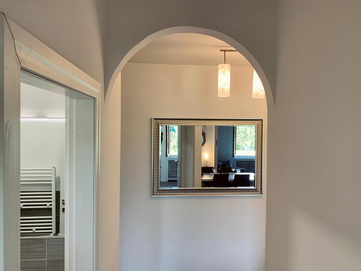 Marilyn Arpa Apartment Σιρμιόνε Εξωτερικό φωτογραφία