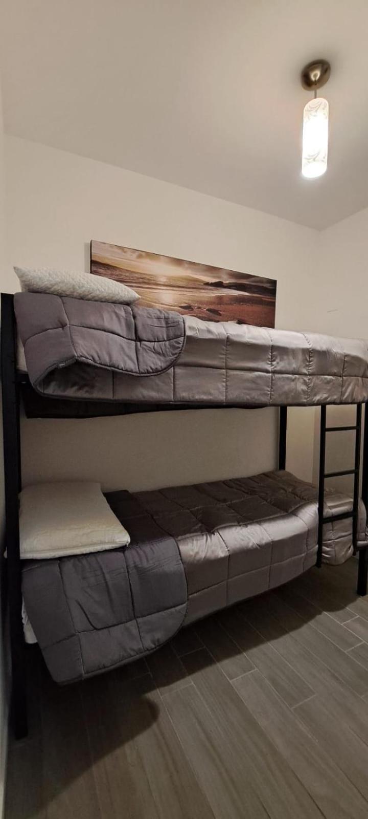 Marilyn Arpa Apartment Σιρμιόνε Εξωτερικό φωτογραφία